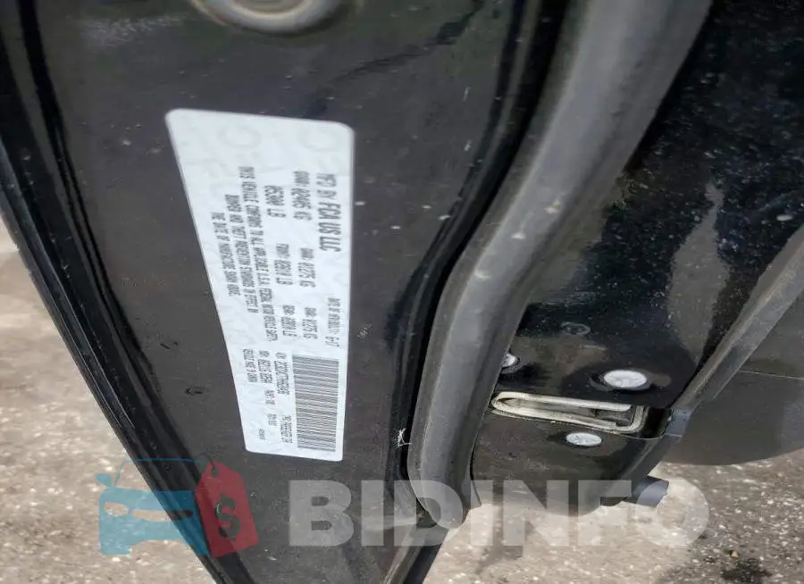 2C3CDXCT7HH620436 Photo# 13