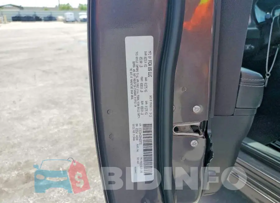2C3CDXHG3KH635731 Photo# 12