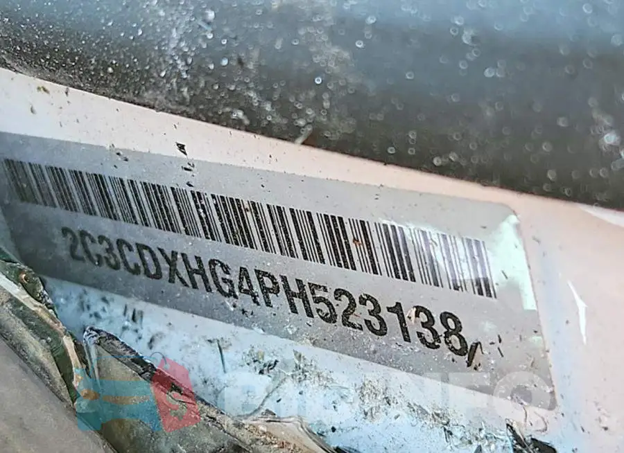 2C3CDXHG4PH523138 Photo# 12