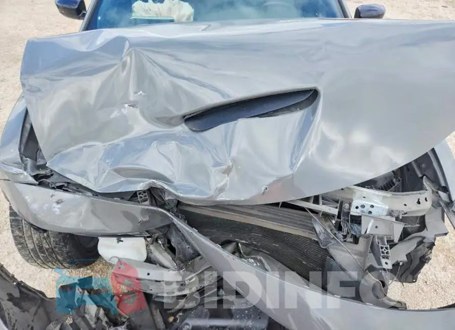 2C3CDXHG8PH647302 Photo# 11