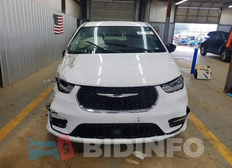 2C4RC1BG3SR612071 Photo# 5