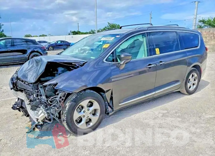 2C4RC1EG7HR821754 Photo# 1
