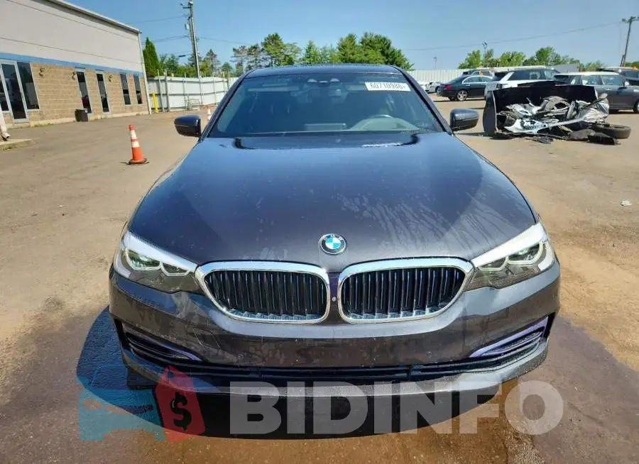 WBAJB1C52KB375162 Photo# 5