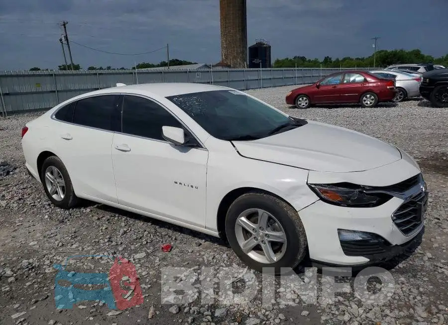 1G1ZD5ST0RF121646 Photo# 4
