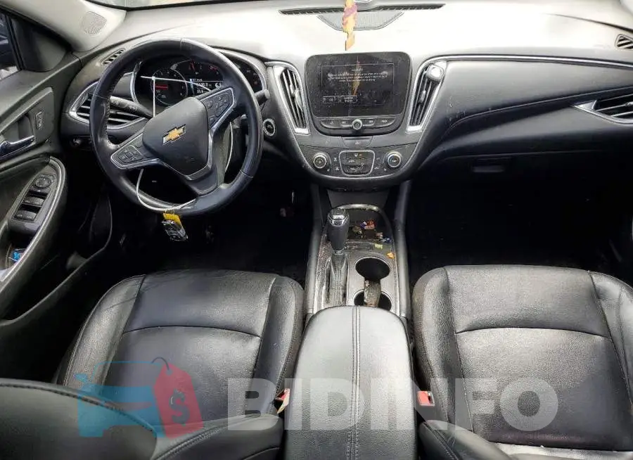 1G1ZD5ST4JF145842 Photo# 8