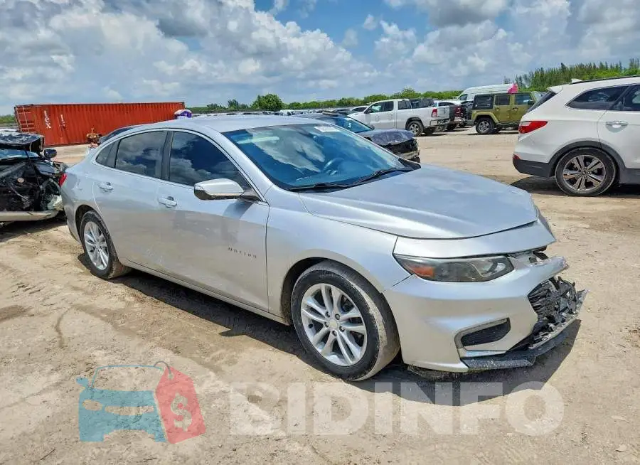 1G1ZD5ST5JF228776 Photo# 4