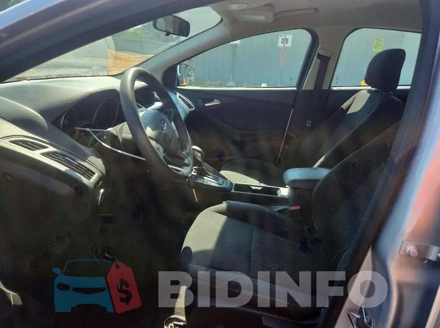 1FADP3F22JL201542 Photo# 7