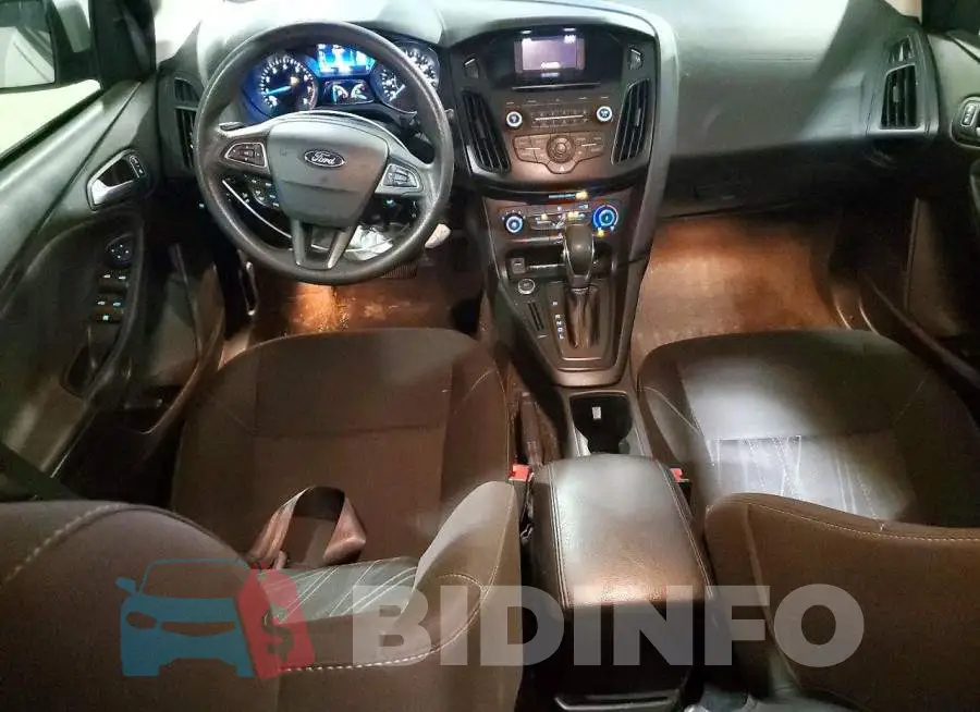 1FADP3F23HL315527 Photo# 8