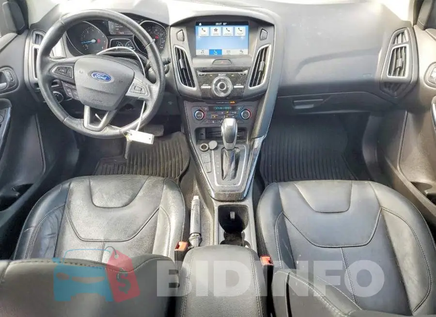 1FADP3N29HL253441 Photo# 8