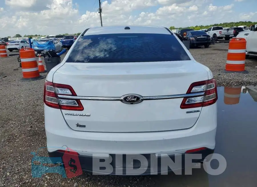 1FAHP2D87JG117180 Photo# 6