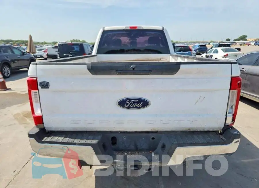 1FD8X3B64KEF83224 Photo# 6
