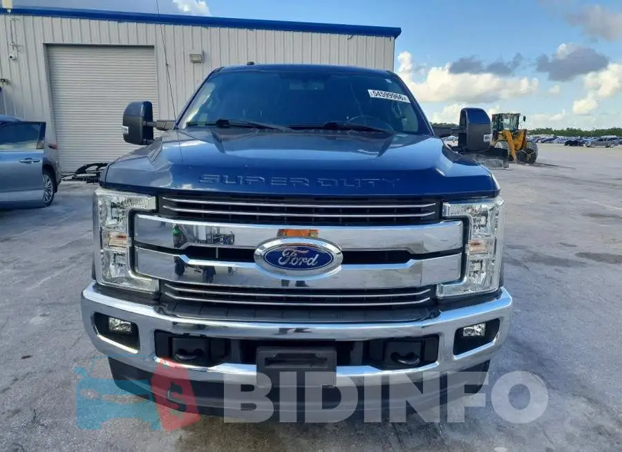 1FT7W2B67JEC75296 Photo# 5