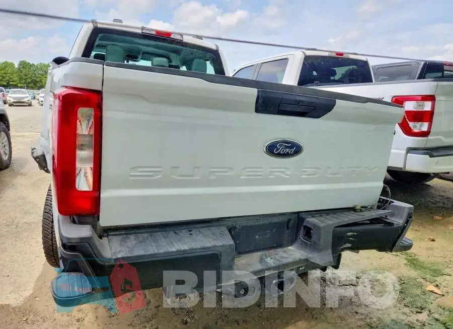 1FT7W2BA9TED50104 Photo# 6