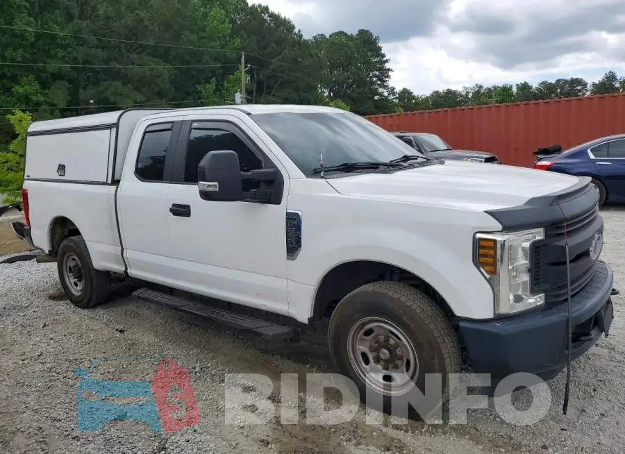 1FT7X2A60JEC68477 Photo# 4
