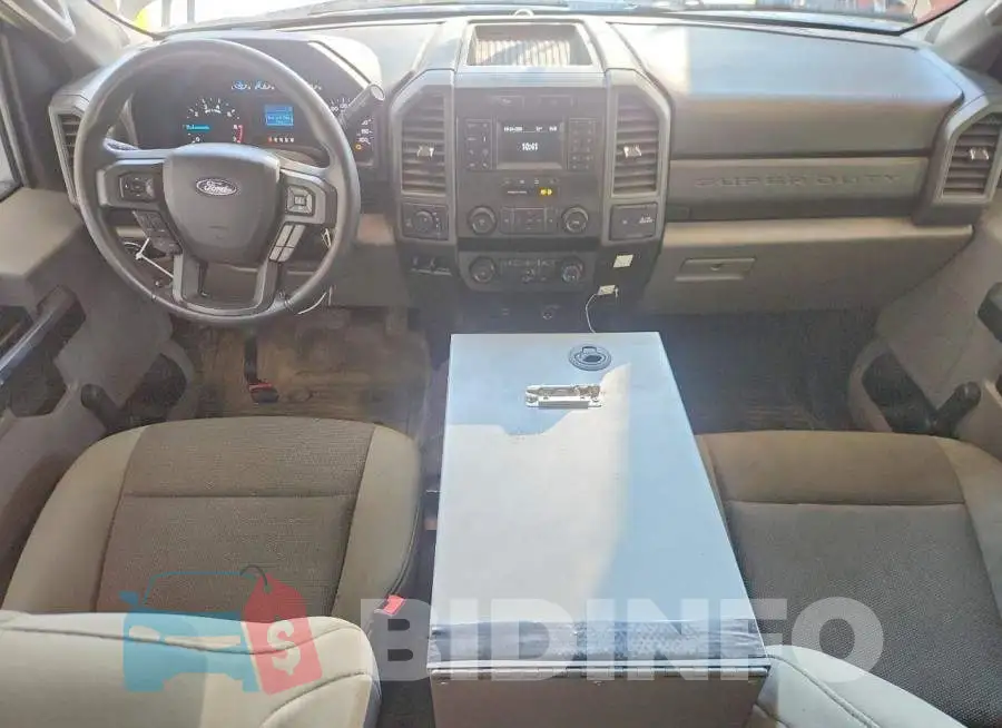 1FT8X3B60MED32563 Photo# 8