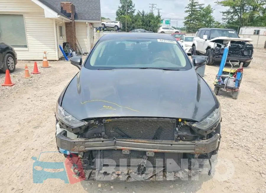 3FA6P0HD3JR272580 Photo# 5