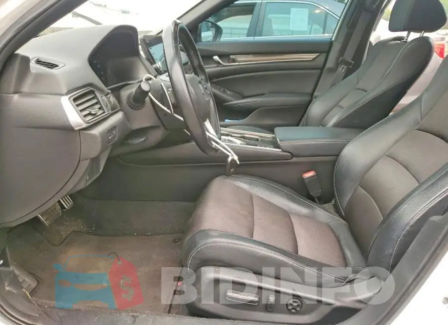 1HGCV2F35JA007714 Photo# 7