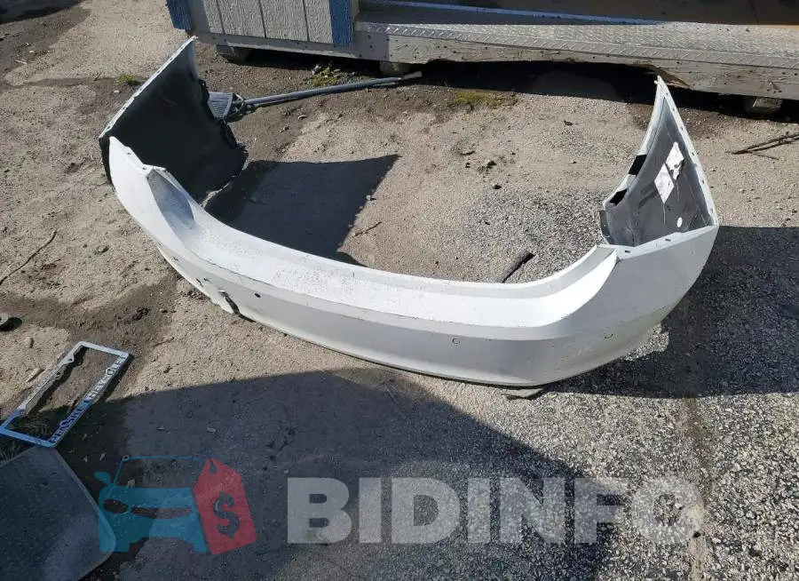 5XXGT4L33JG248049 Photo# 12
