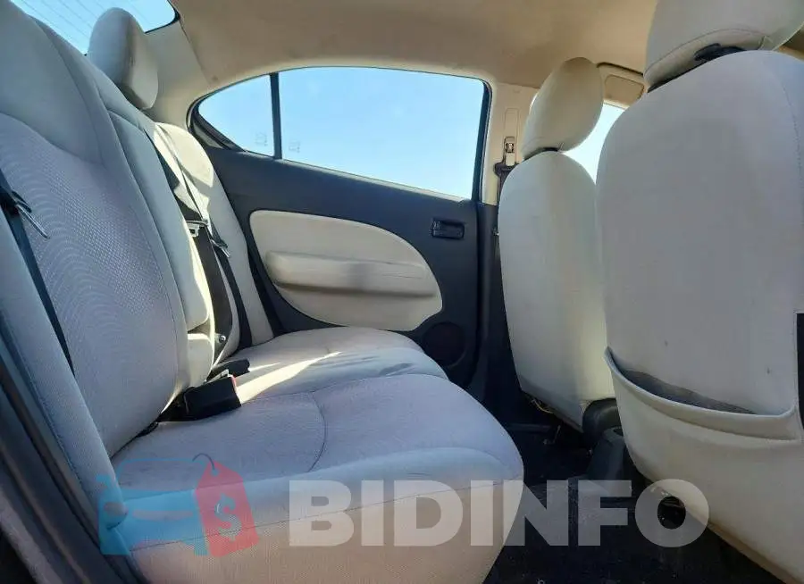 ML32F3FJXHHF08374 Photo# 10