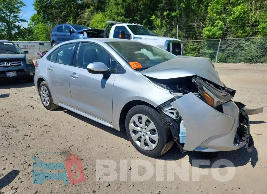 JTDBCMFE4SJ041349 Photo# 4