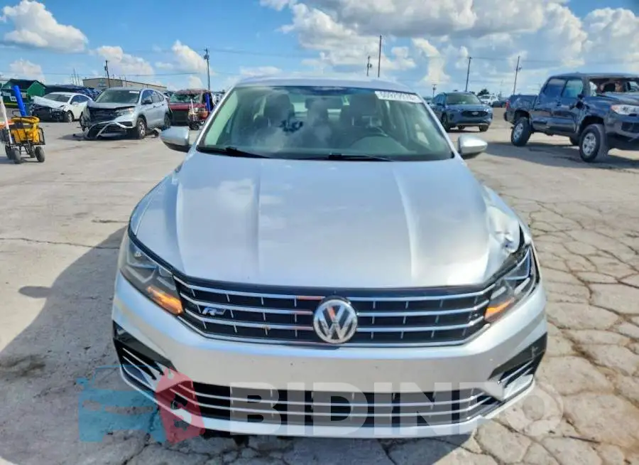 1VWDT7A31HC051928 Photo# 5