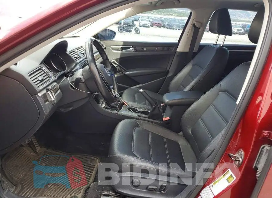 1VWGT7A33HC025800 Photo# 7