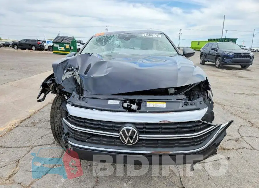 3VW5M7BU2RM092612 Photo# 5