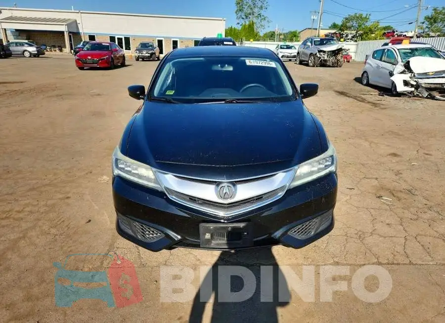 19UDE2F30HA000684 Photo# 5