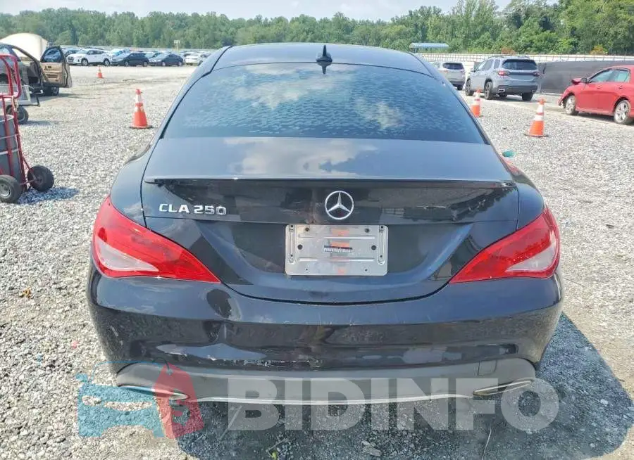 WDDSJ4EB4JN682785 Photo# 6