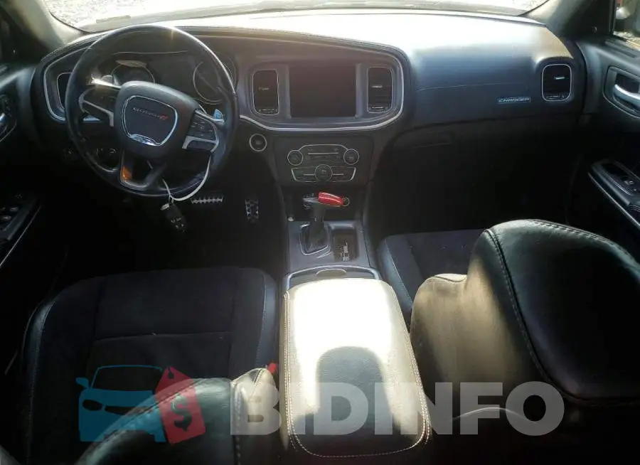 2C3CDXGJXKH718134 Photo# 8