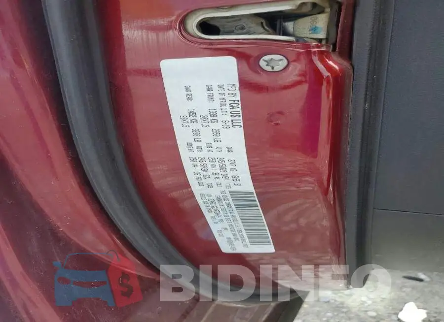 2C4RC1GG1KR720424 Photo# 12