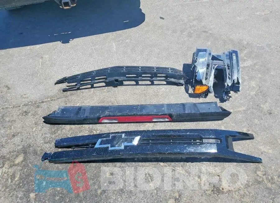 3GCPYEEK9KG209279 Photo# 12