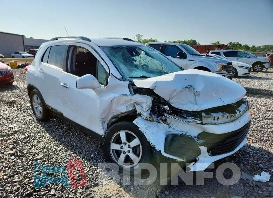 3GNCJLSB7KL271922 Photo# 4