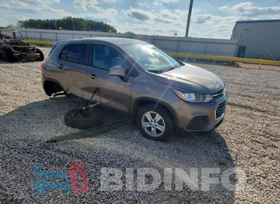 KL7CJNSM3NB517261 Photo# 4