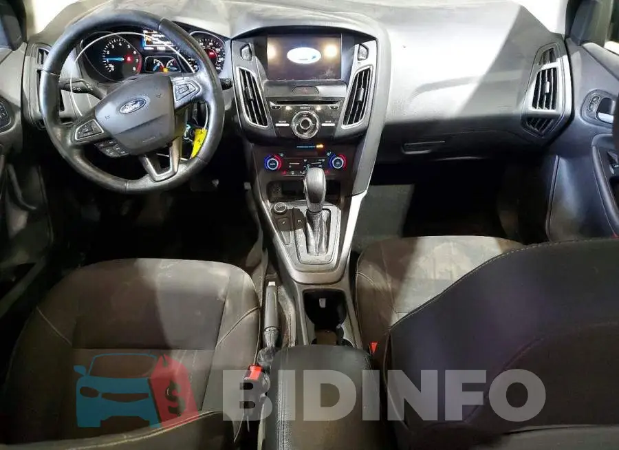 1FADP3M20HL330604 Photo# 8