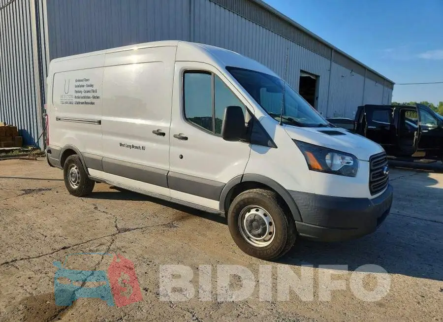 1FTYR2CM6JKB27439 Photo# 4
