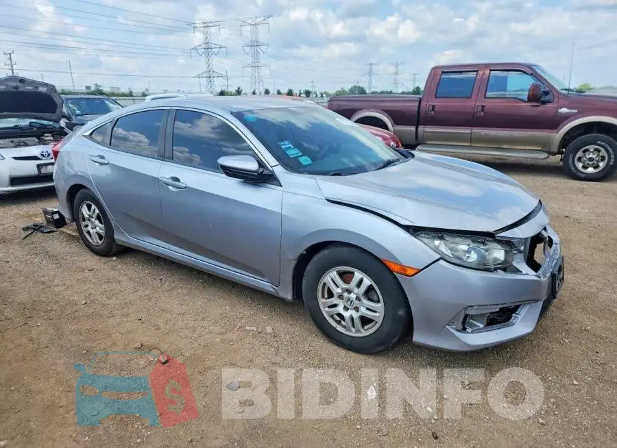 19XFC2F53HE027258 Photo# 4