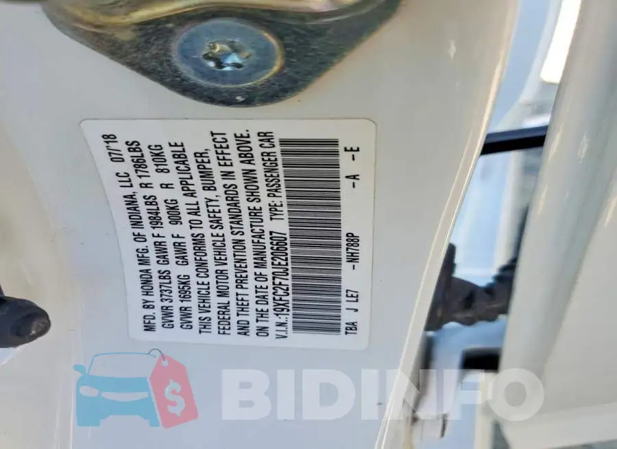 19XFC2F70JE206607 Photo# 12