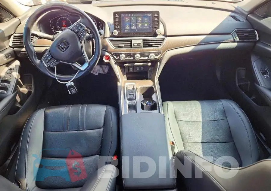 1HGCV2F90MA025742 Photo# 8