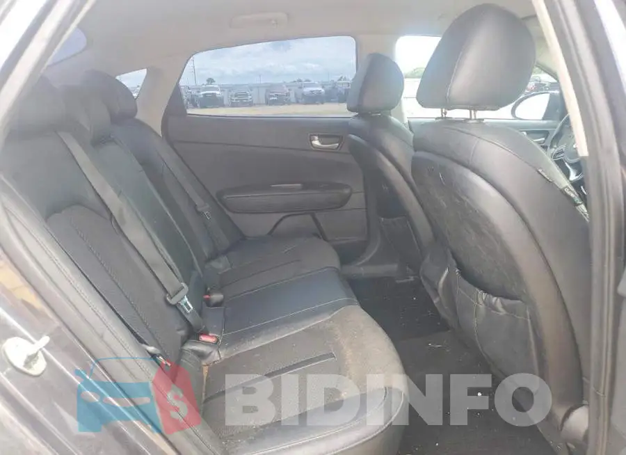 5XXGT4L39JG242501 Photo# 10