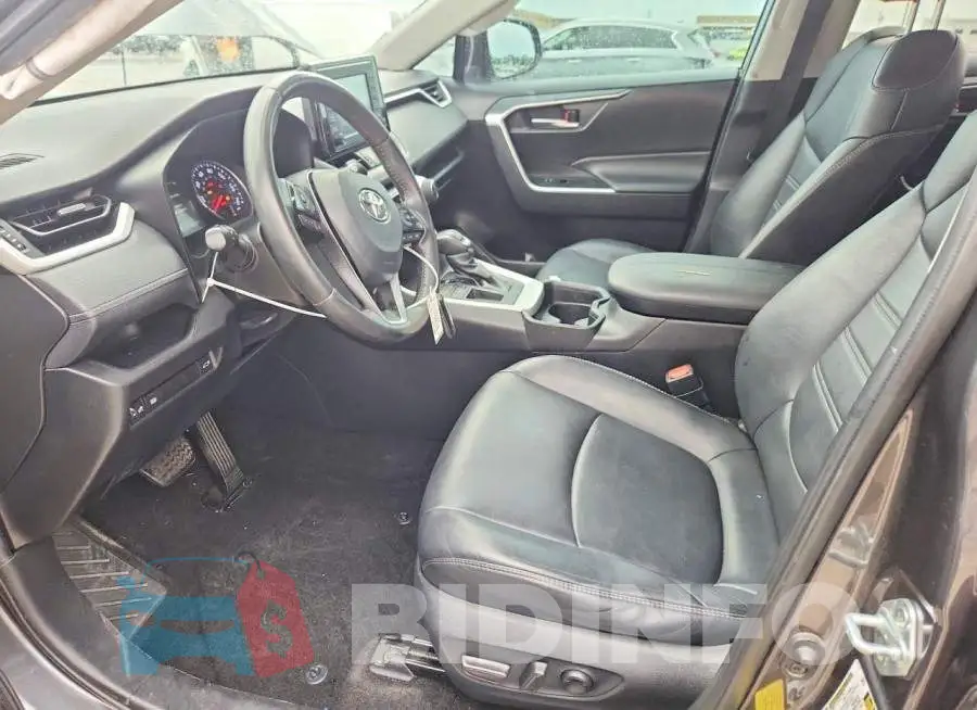 2T3C1RFV4MC123417 Photo# 7