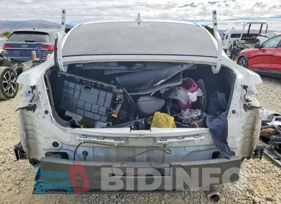 19UDE2F86MA004258 Photo# 6