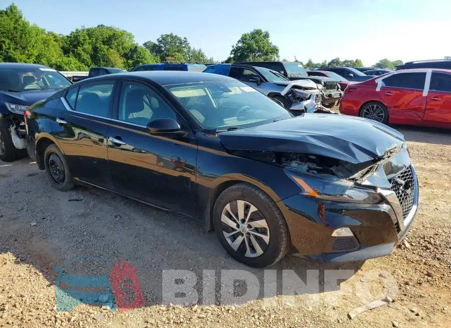 1N4BL4BV4NN338811 Photo# 4