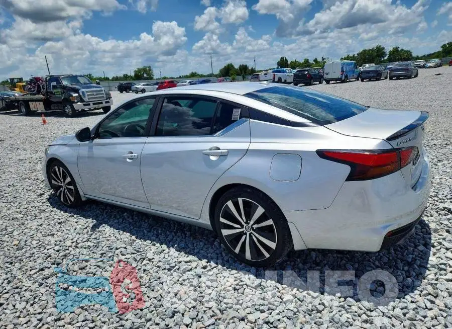 1N4BL4CV0LN300892 Photo# 2