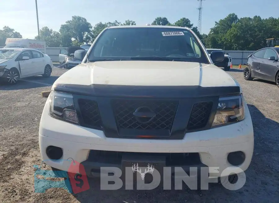 1N6AD0EV2JN746450 Photo# 5