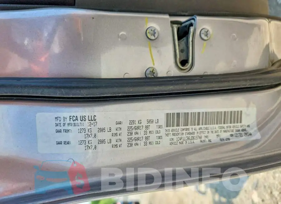 1C4PJLCB6JD615740 Photo# 13