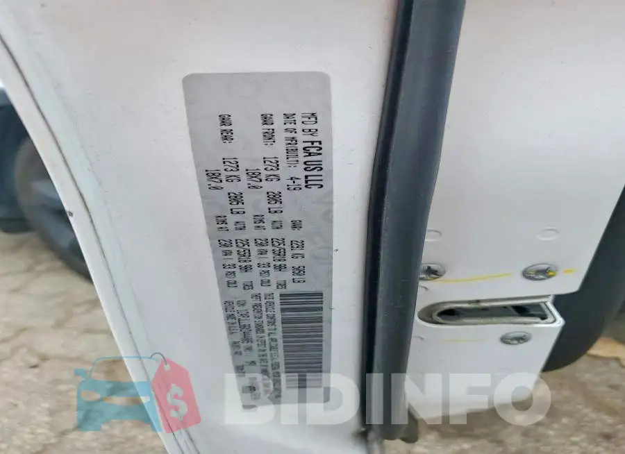 1C4PJLLB6KD444005 Photo# 12