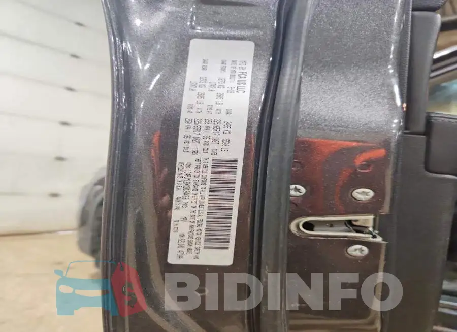 1C4PJMLBXKD124403 Photo# 13