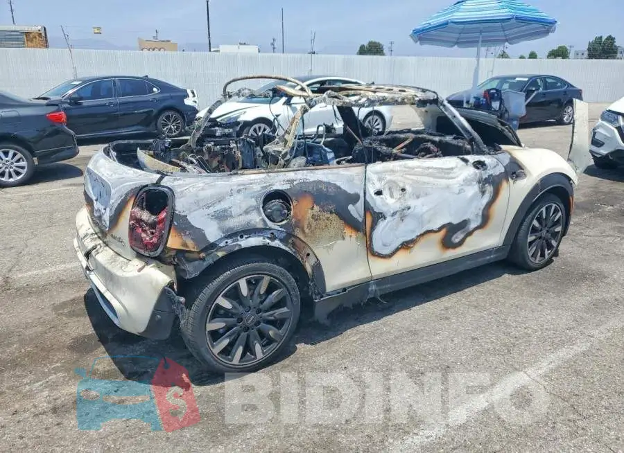 WMWWJ5C06M3M81583 Photo# 3