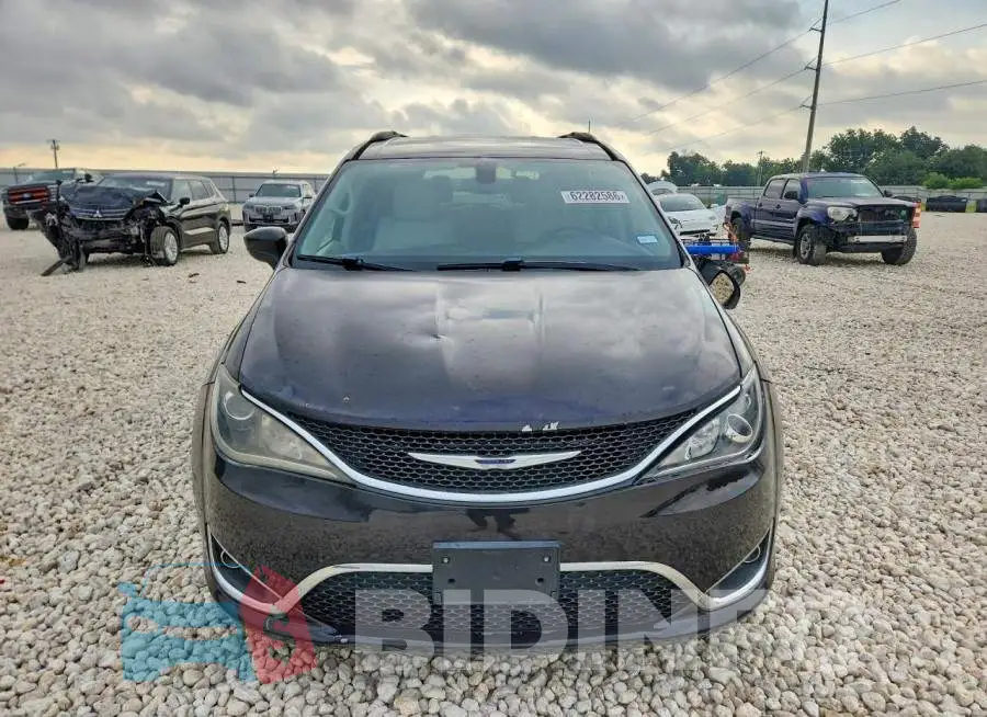 2C4RC1BG4HR603324 Photo# 5